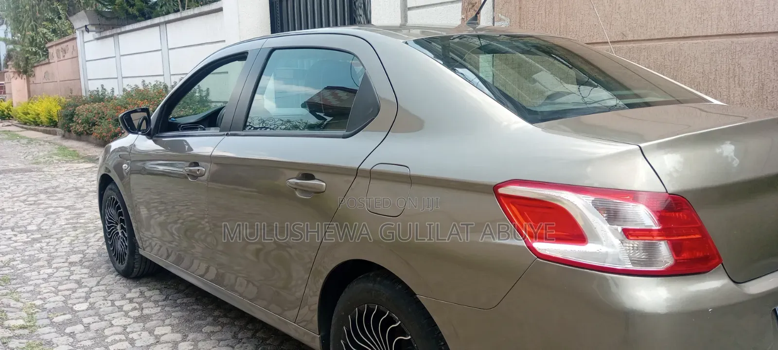Peugeot 301 2015