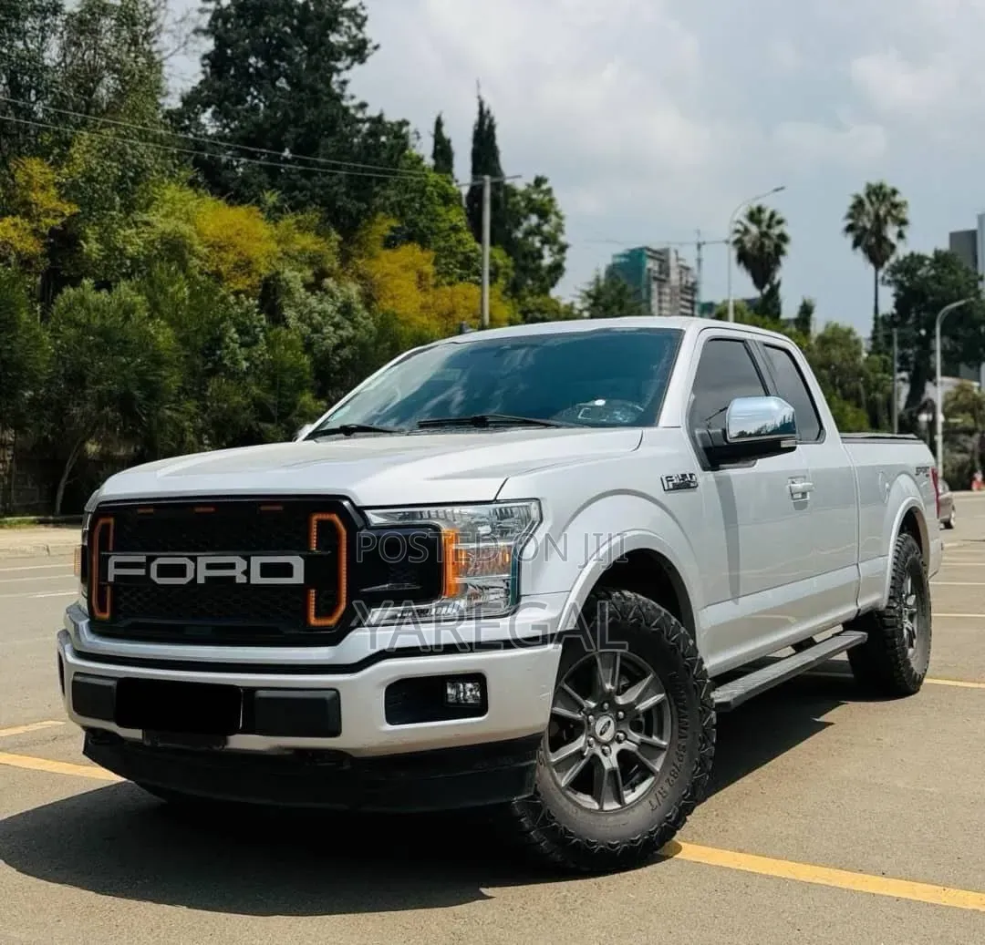 Ford F-150 2020 Silver