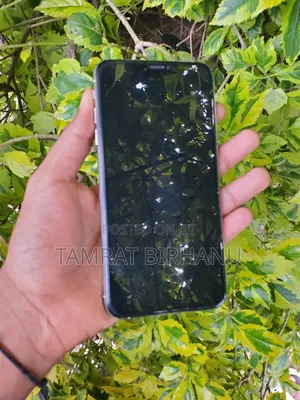 Apple iPhone XS Max 64 GB White
