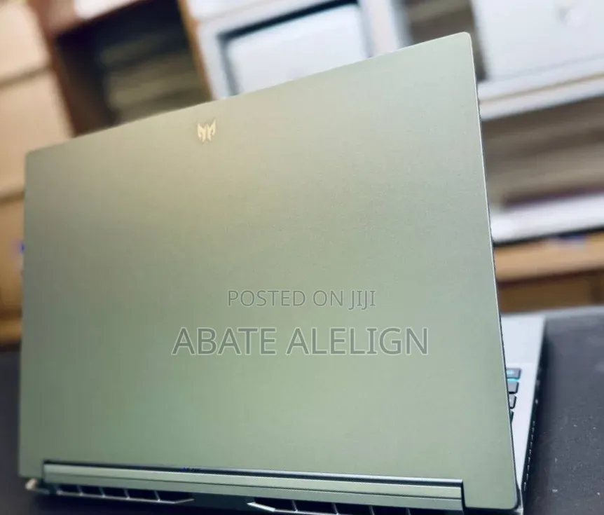 New Laptop Acer Predator Helios Neo 16 16GB Intel Core i7 SSD 1T
