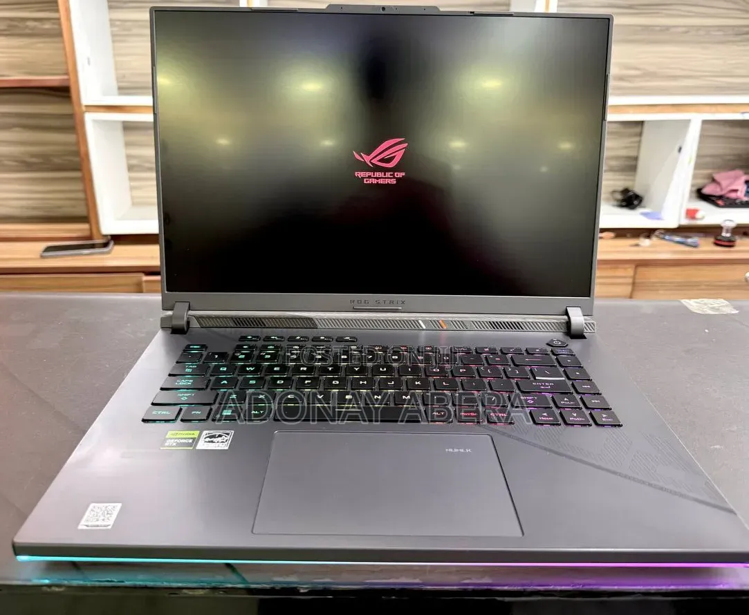 New Laptop Asus 16GB Intel Core i9 SSD 1T