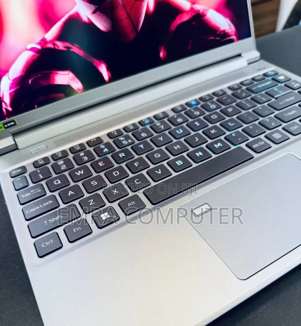 New Laptop Acer 16GB Intel Core i7 SSD 1T