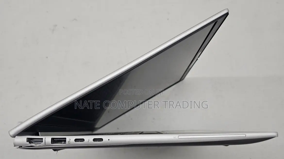 New Laptop HP EliteBook 830 G8 16GB Intel Core i7 SSD 512GB