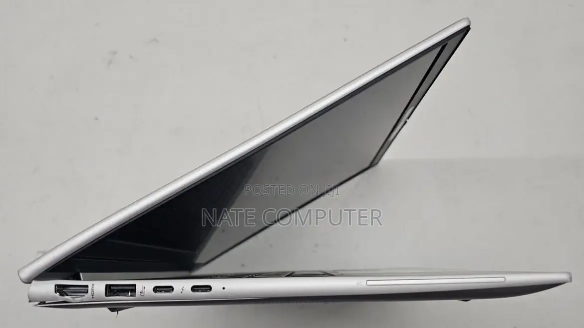New Laptop HP EliteBook 830 G8 16GB Intel Core i7 SSD 512GB