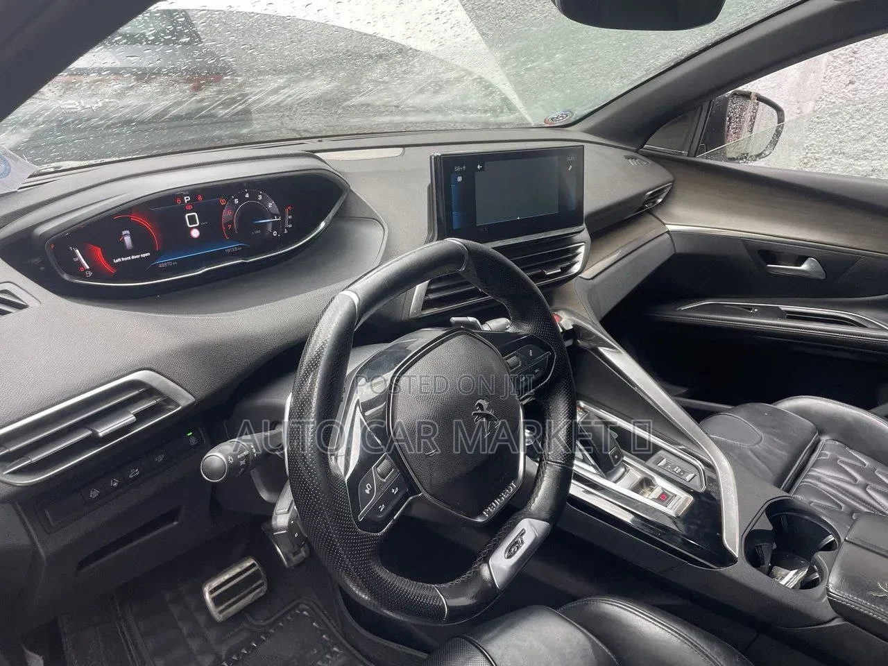 Peugeot 5008 2022 White