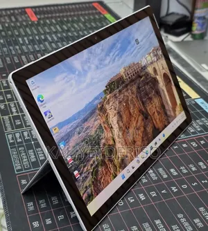 New Laptop Microsoft Surface Pro 7 16GB Intel Core i7 SSD 512GB