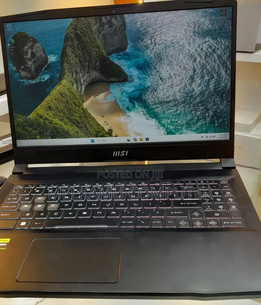 New Laptop MSI Katana 15 16GB Intel Core i7 SSD 1T