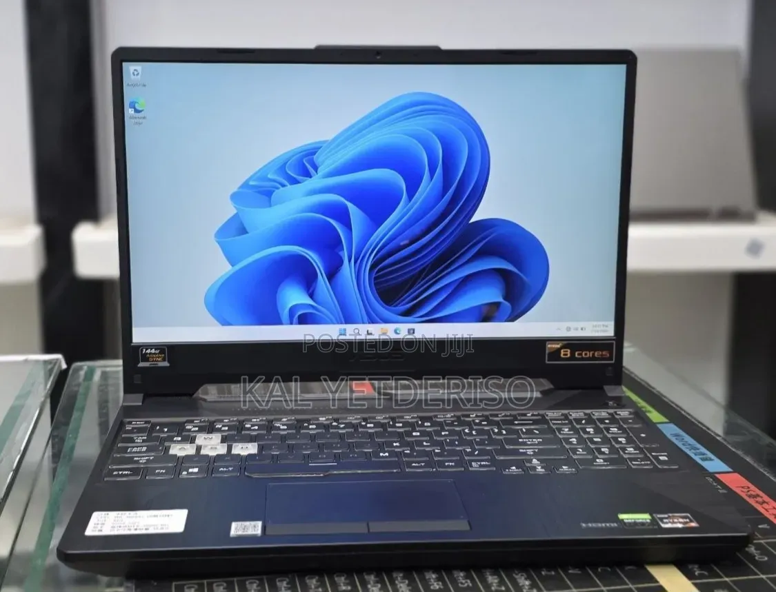 New Laptop Asus ROG Strix G15 16GB AMD Ryzen 9 SSD 512GB
