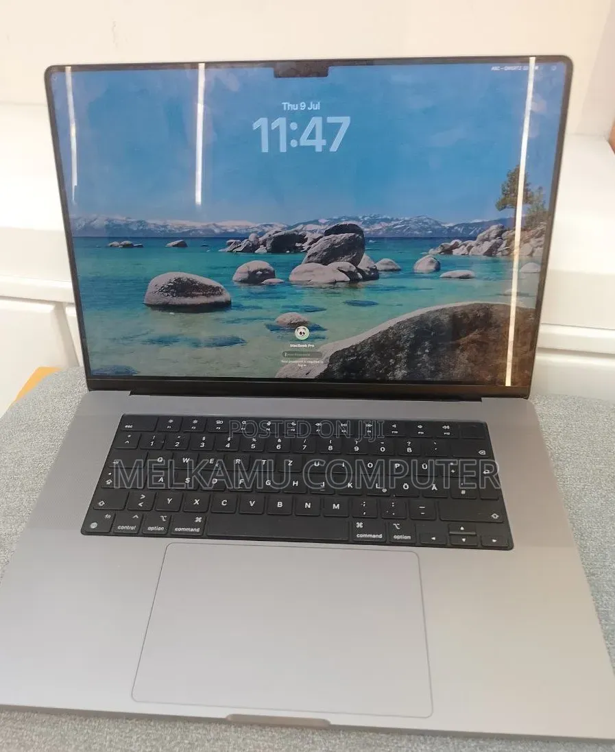 New Laptop Apple MacBook Pro 2021 M1 16GB Apple M1 SSD 512GB