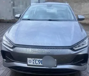 BYD E2 43 kWh 94 hp FWD 2025