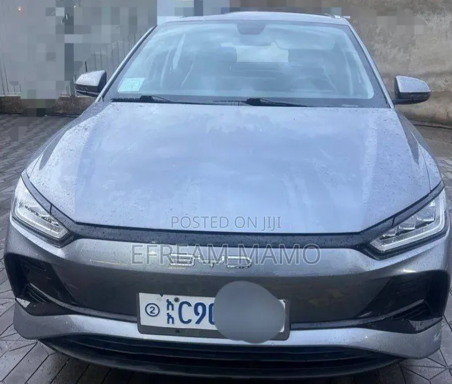 BYD E2 43 kWh 94 hp FWD 2025