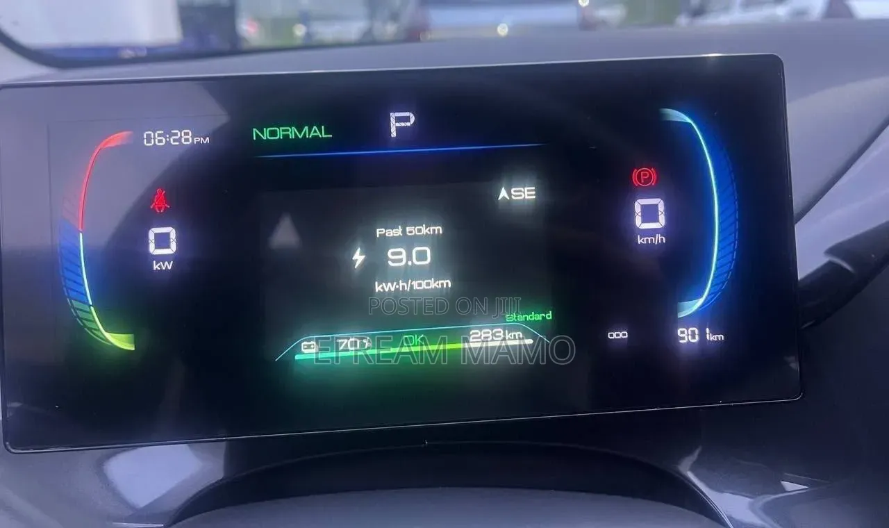 BYD E2 43 kWh 94 hp FWD 2025