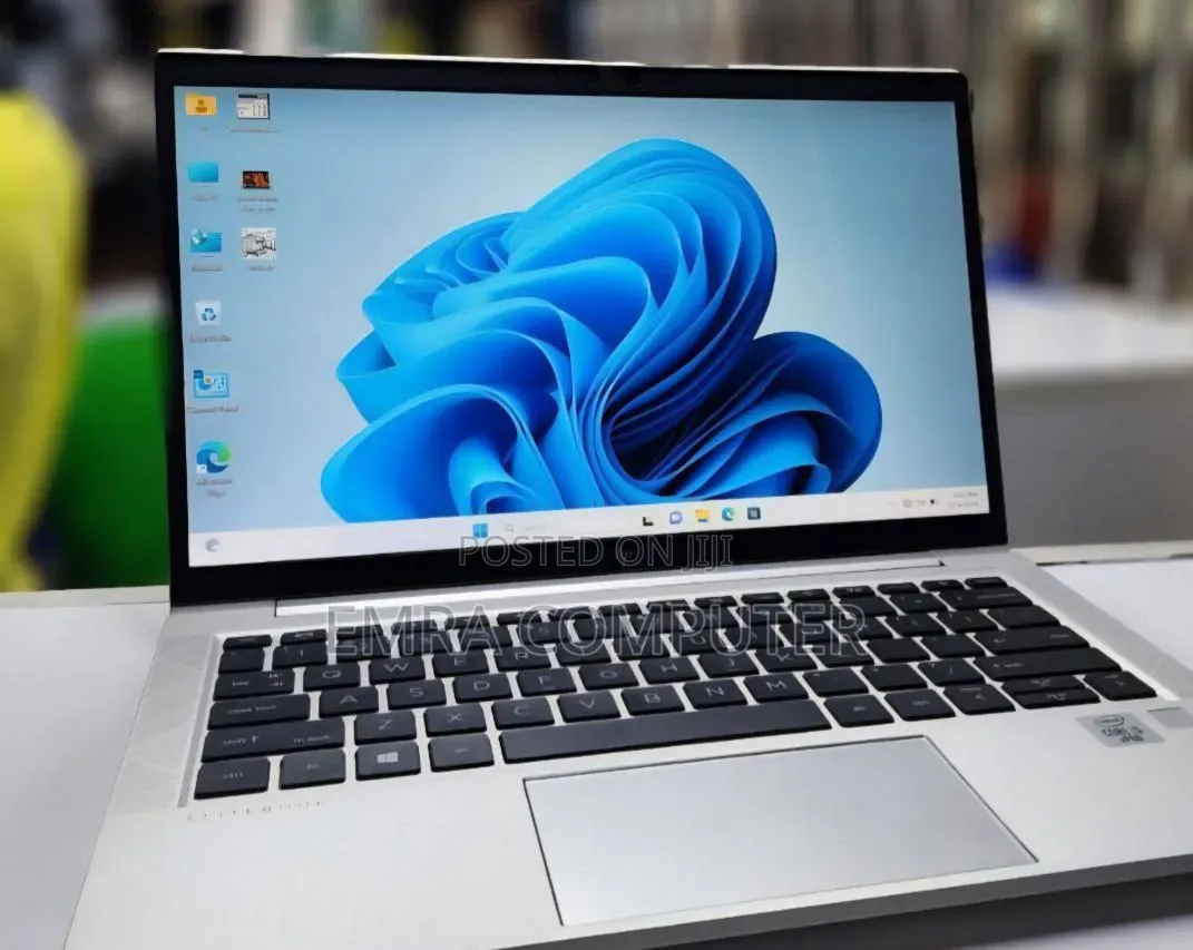 New Laptop HP EliteBook 830 G7 8GB Intel Core i7 SSD 512GB