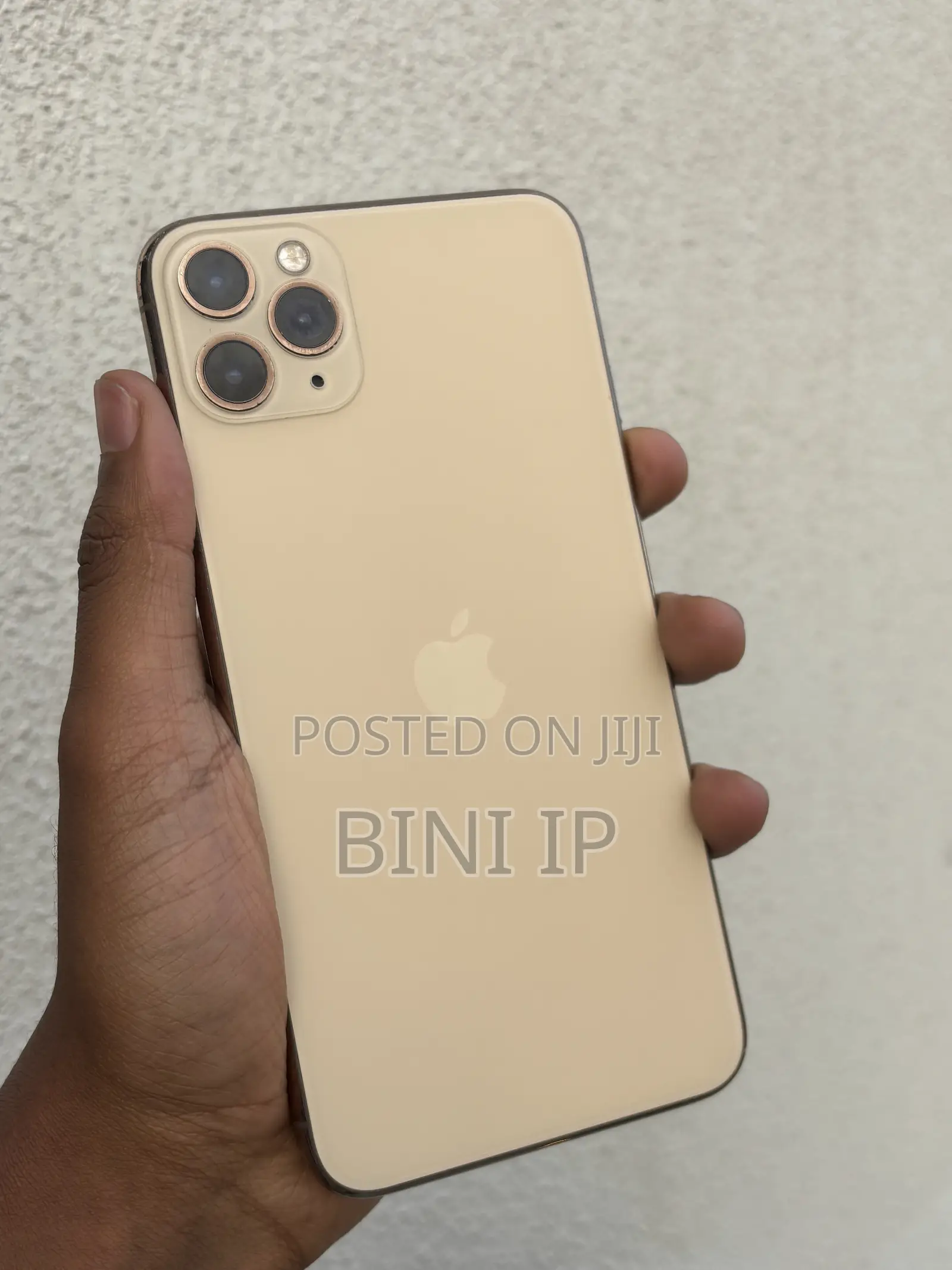 New Apple iPhone 11 Pro Max 64 GB Gold