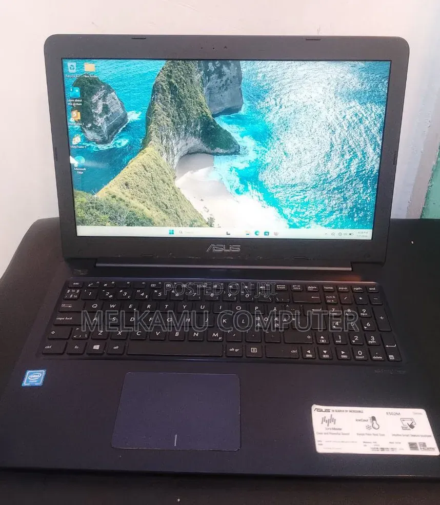 New Laptop Asus E502S 4GB Intel Core i5 HDD 500GB
