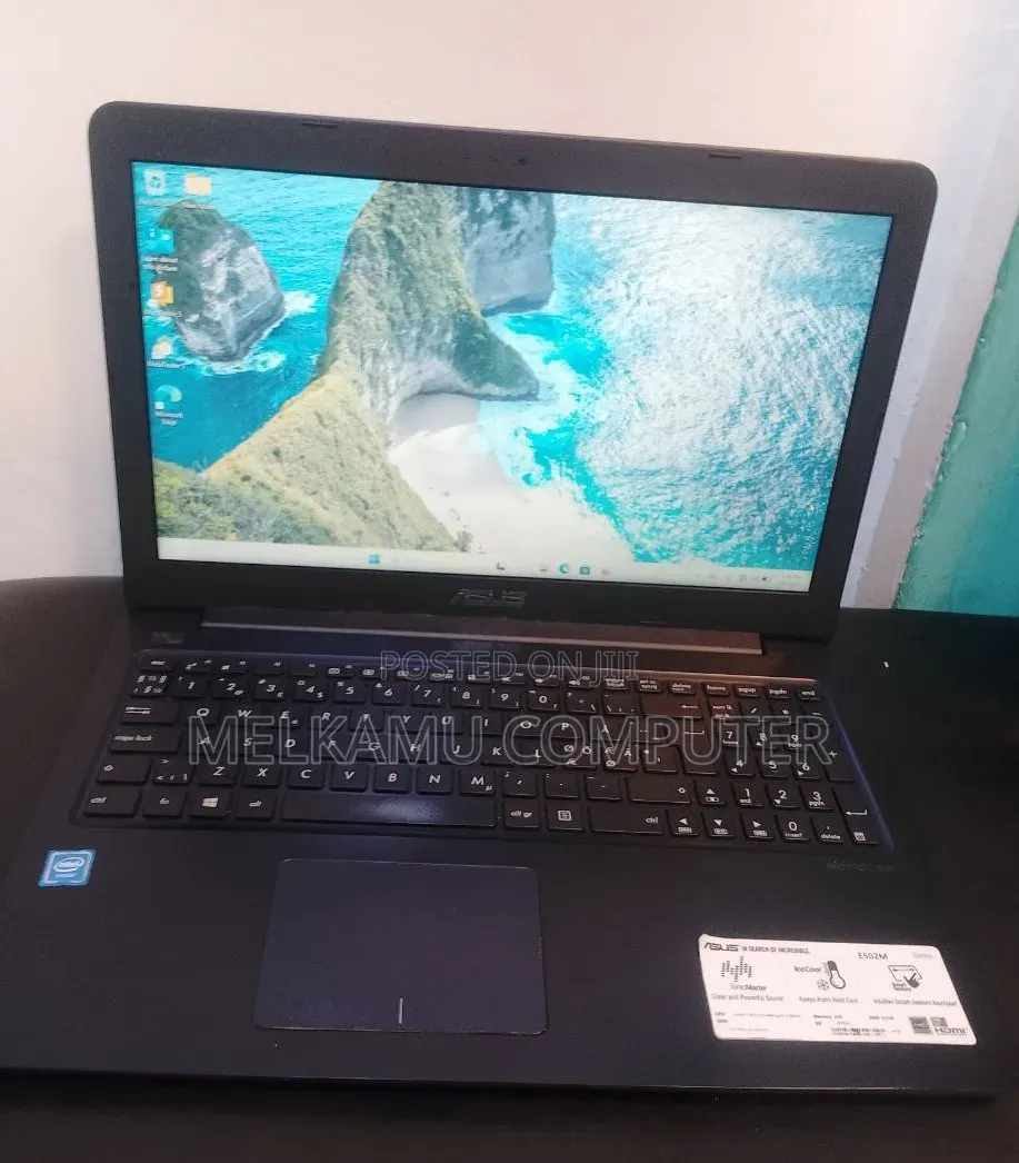 New Laptop Asus E502S 4GB Intel Core i5 HDD 500GB