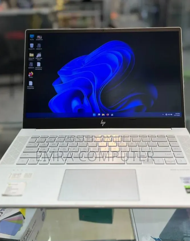 New Laptop HP 16GB Intel Core i7 SSD 1T