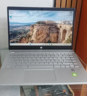 New Laptop HP Pavilion 14 16GB Intel Core i7 SSD 512GB