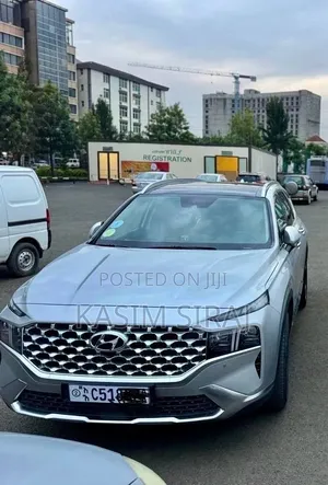 Hyundai Santa Fe Plug-In Hybrid 2023 Silver