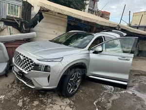 Hyundai Santa Fe Plug-In Hybrid 2023 Silver