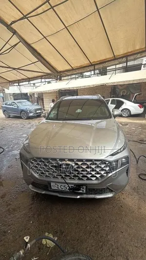 Hyundai Santa Fe Plug-In Hybrid 2023 Silver