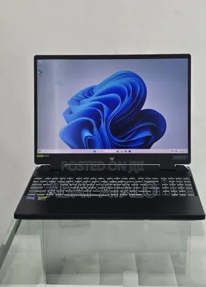 New Laptop Acer Predator Helios 300 16GB Intel Core i9 SSD 512GB