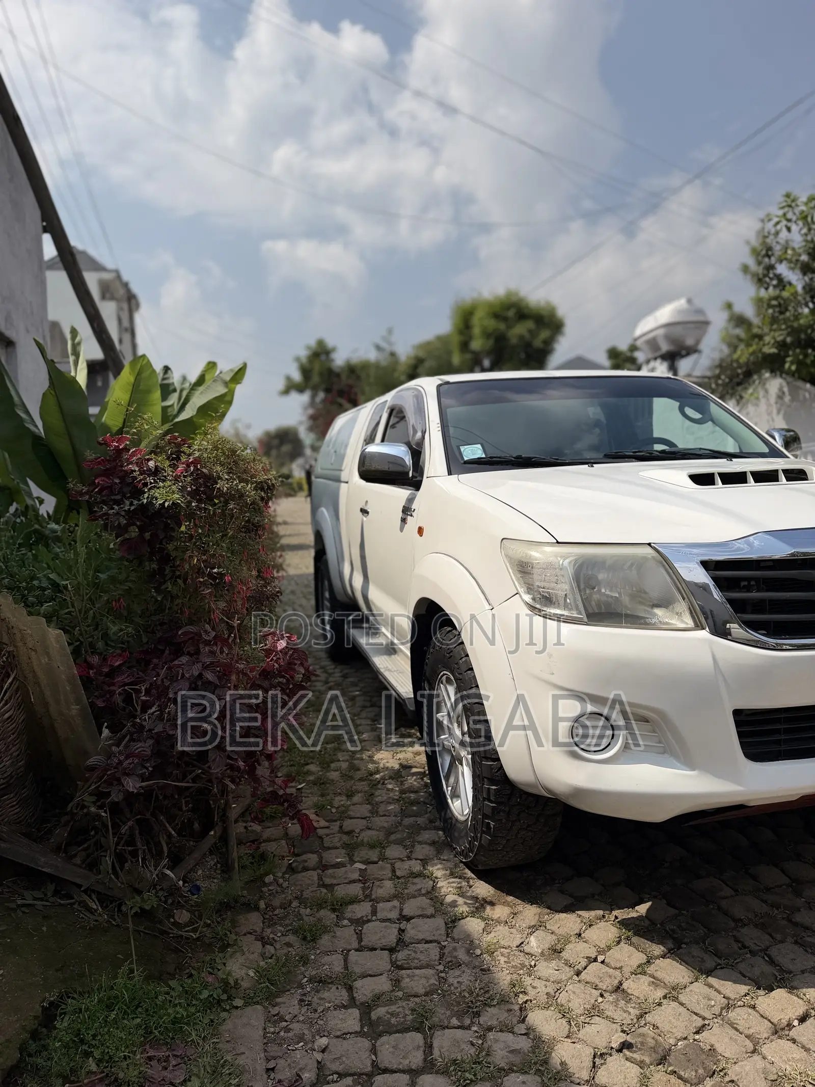 Toyota Hilux 2.5 D-4D SRX 2012 White