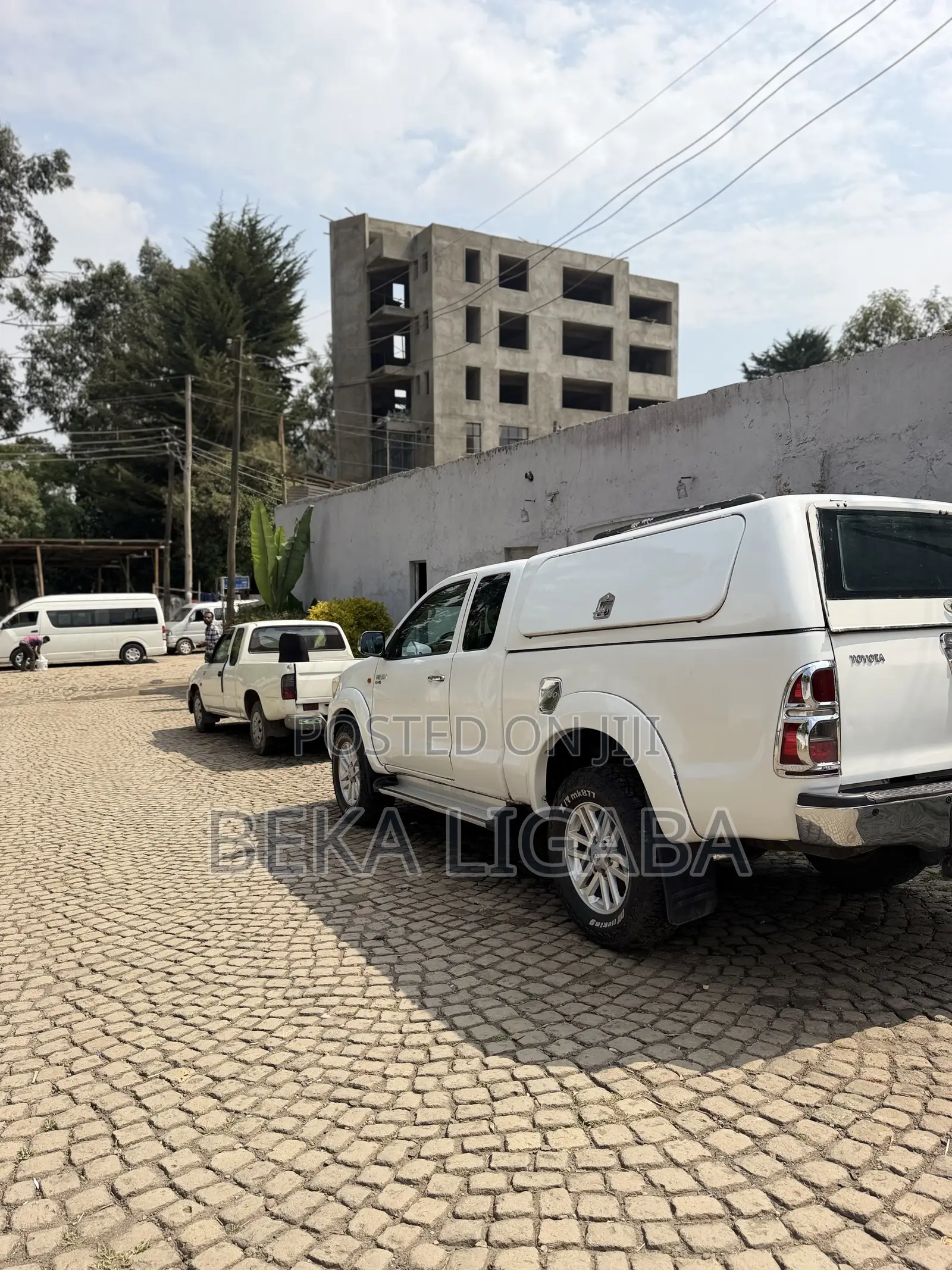 Toyota Hilux 2.5 D-4D SRX 2012 White