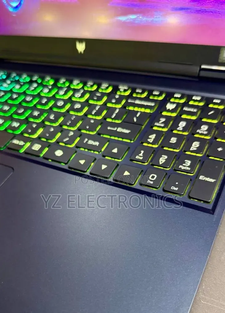 New Laptop HP Victus 16 16GB AMD Ryzen 7 SSD 512GB
