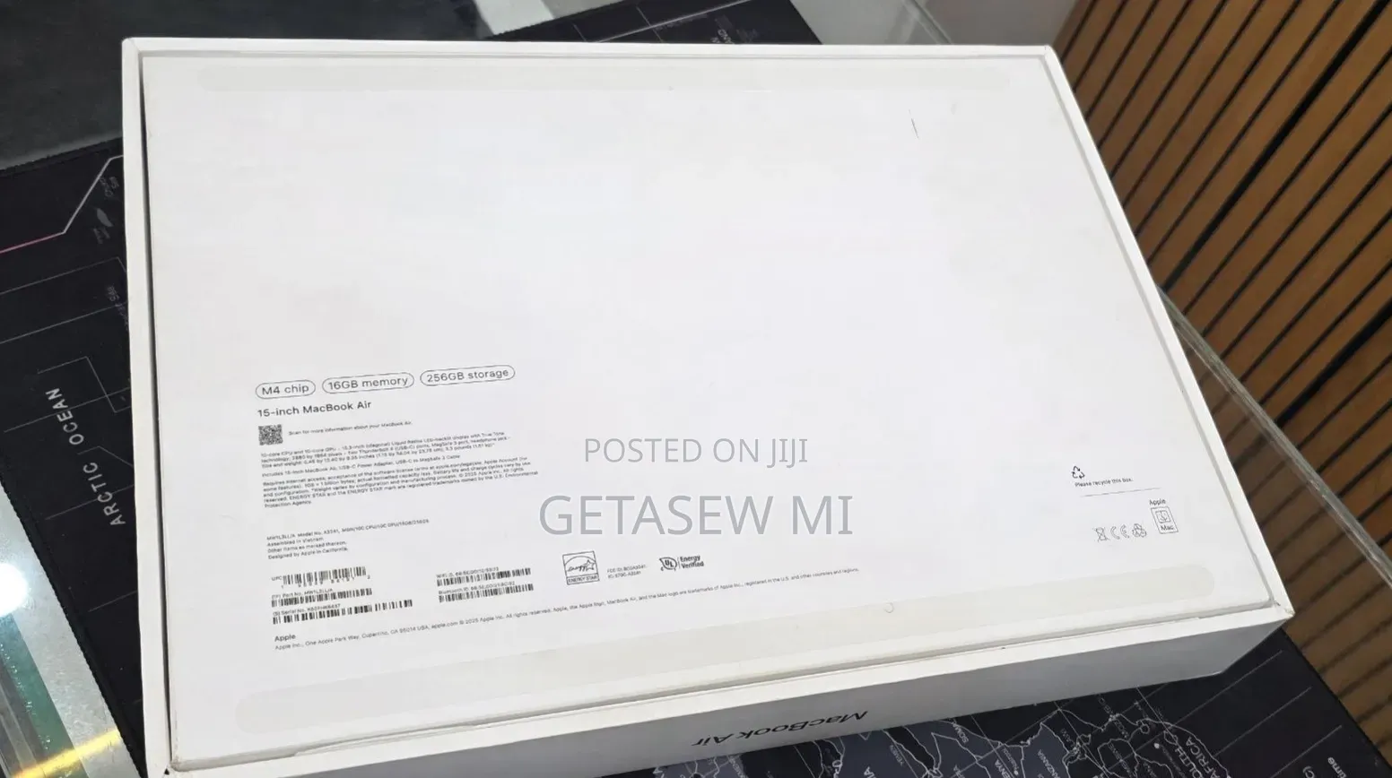 New Laptop Apple MacBook Air 2025 M4 16GB Apple M4 SSD 256GB