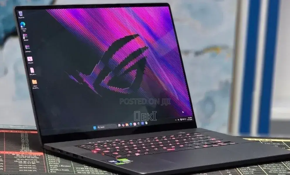 New Laptop Asus ROG Zephyrus G16 16GB Intel Core Ultra 9 SSD 1T