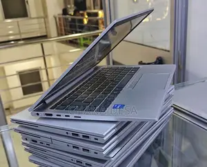 New Laptop HP EliteBook 830 G8 16GB Intel Core i5 SSD 512GB