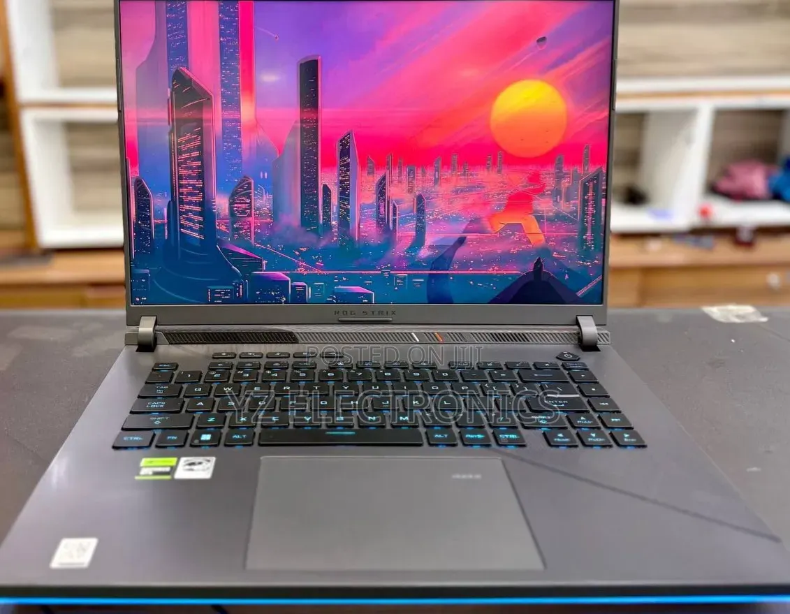 New Laptop Asus ROG Strix G15 16GB Intel Core i9 SSD 1T