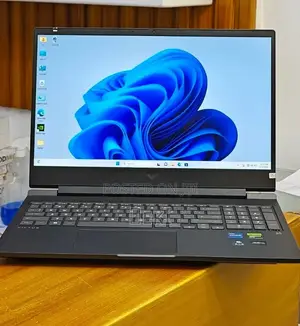 New Laptop HP Victus 16 16GB Intel Core i7 SSD 1T