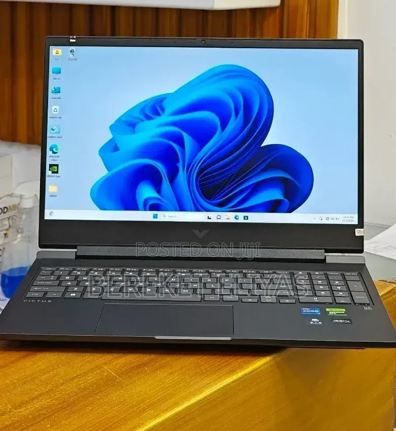New Laptop HP Victus 16 16GB Intel Core i7 SSD 1T