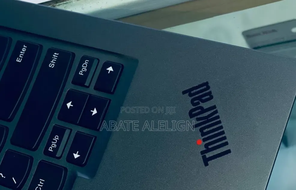 New Laptop Lenovo ThinkPad X390 Yoga 16GB Intel Core i5 SSD 512GB