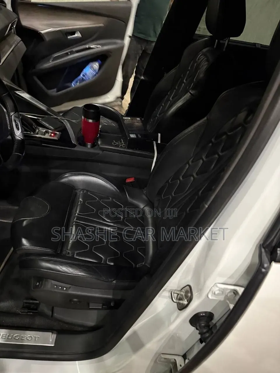 Peugeot 5008 2022 White