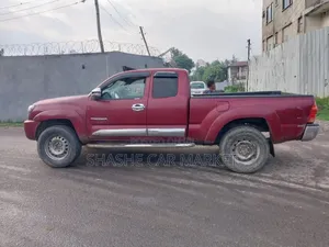 Toyota Tacoma 2006 Red