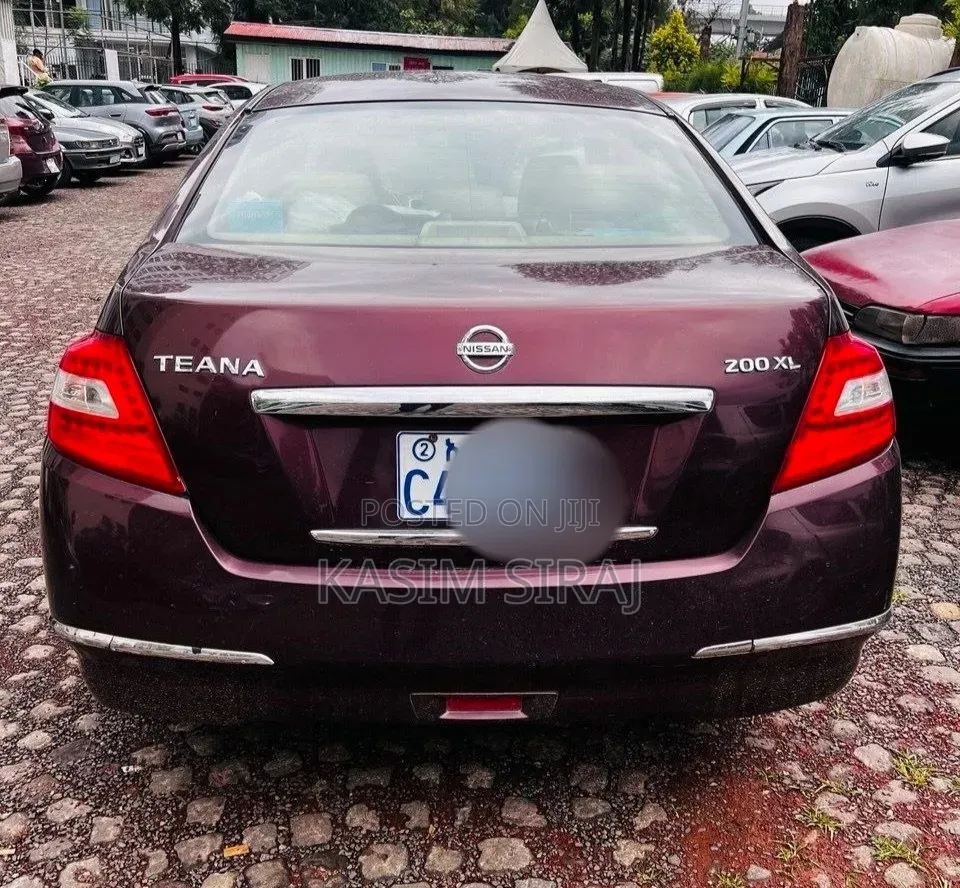 Nissan Teana 2010 Burgundy