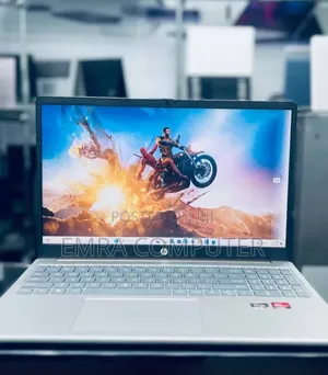 New Laptop HP 8GB AMD Ryzen 5 SSD 512GB