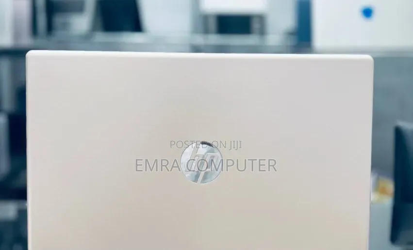 New Laptop HP 8GB AMD Ryzen 5 SSD 512GB