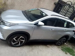 Toyota Rush 2021 Silver