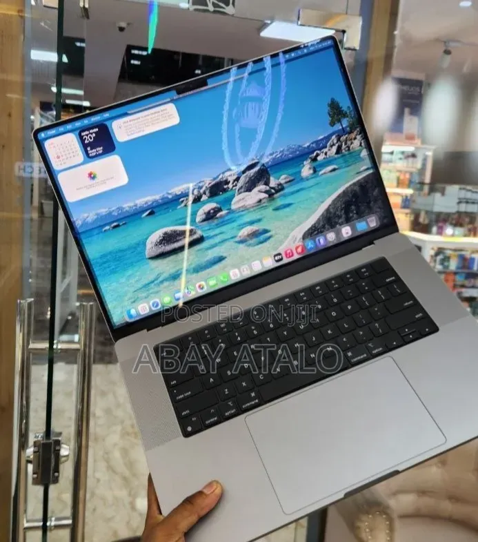 New Laptop Apple MacBook Pro 2021 M1 16GB Apple M1 Pro SSD 1T