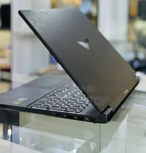 New Laptop HP Victus 15 16GB Intel Core i5 SSD 512GB