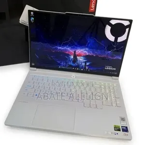 New Laptop Lenovo Legion Pro 7 32GB Intel Core Ultra 9 SSD 1T