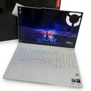 New Laptop Lenovo Legion Pro 7 32GB Intel Core Ultra 9 SSD 1T