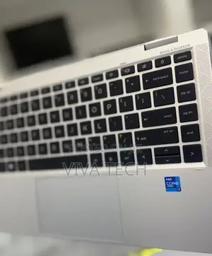 New Laptop HP EliteBook 1040 G8 16GB Intel Core i7 SSD 512GB