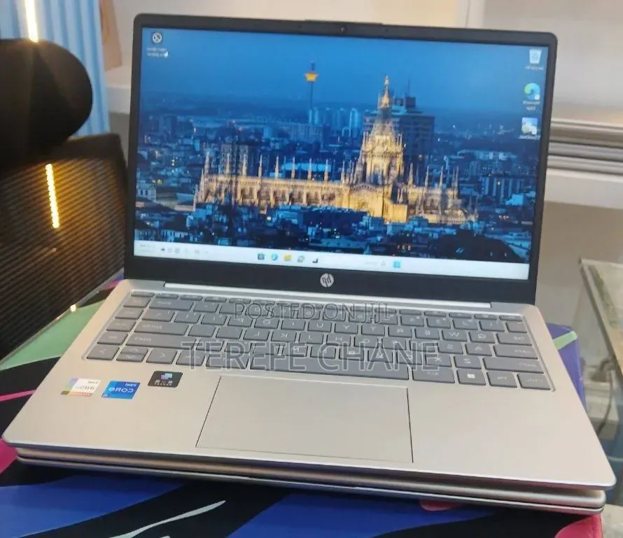New Laptop HP Stream Notebook 16GB Intel Core i7 SSD 1T