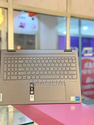 New Laptop Lenovo Yoga 7i 16GB Intel Core i7 SSD 512GB