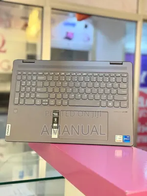 New Laptop Lenovo Yoga 7i 16GB Intel Core i7 SSD 512GB